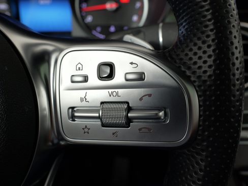Used 2022 Mercedes-Benz GLC 300 4MATIC image 38