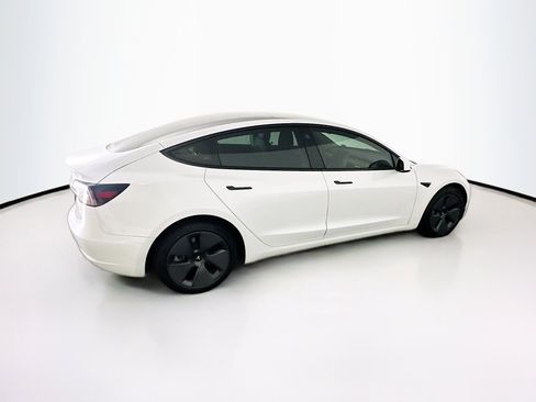 Used 2023 Tesla Model 3 Standard Range image 10