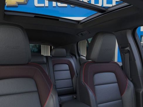 New 2025 Chevrolet Equinox EV RS image 24