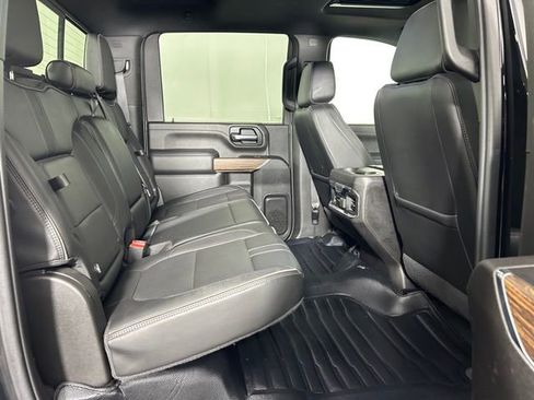 Used 2023 Chevrolet Silverado 3500 High Country AWD/4WD image 22