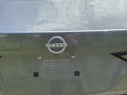Used 2024 Nissan Sentra S FWD image 9