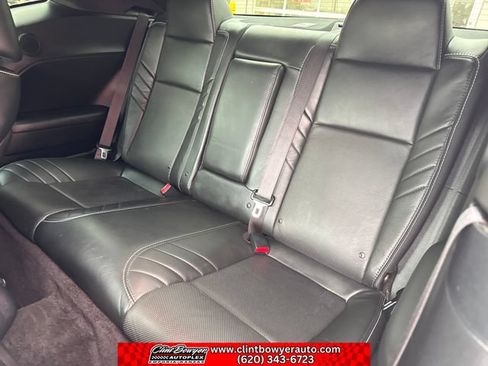 Used 2016 Dodge Challenger SRT Hellcat RWD image 26