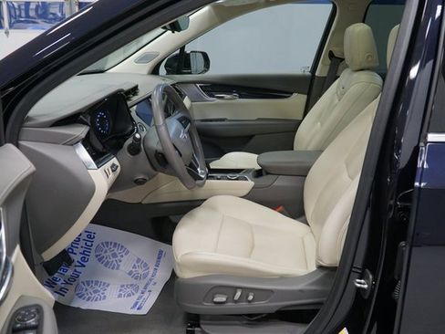 Used 2022 Cadillac XT6 Premium Luxury w/ Technology Package image 15