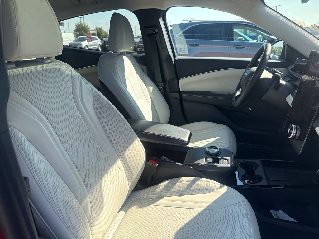 Used 2023 Ford Mustang Mach-E Premium RWD image 7