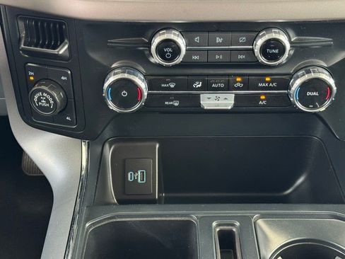 Used 2024 Ford F150 XLT w/ Mobile Office Package image 31