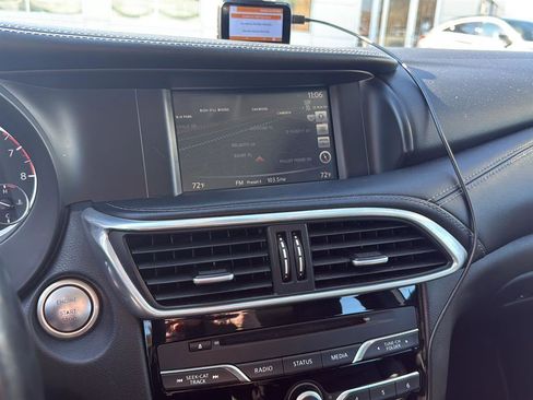 Used 2019 INFINITI QX30 Premium w/ Navigation Package image 35