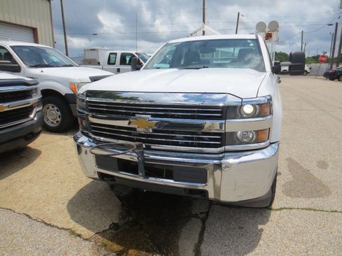 Used 2016 Chevrolet Silverado 2500 W/T RWD image 4
