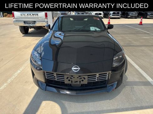 Used 2025 Nissan Z Performance w/ Floor Mat Package RWD image 2