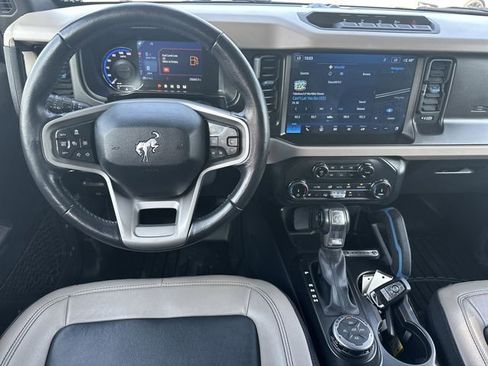 Used 2022 Ford Bronco Wildtrak image 22