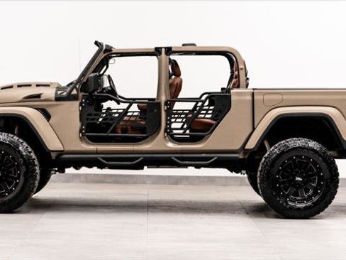 Used 2020 Jeep Gladiator Sport w/ Quick Order Package 24S AWD/4WD image 16