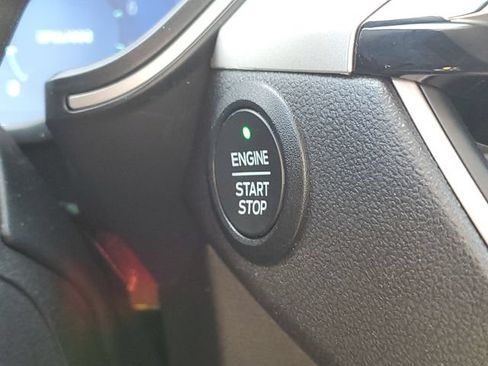Used 2022 Ford Escape SEL w/ Technology Package AWD/4WD image 13