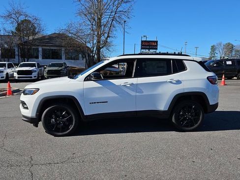 New 2026 Jeep Compass Latitude image 4