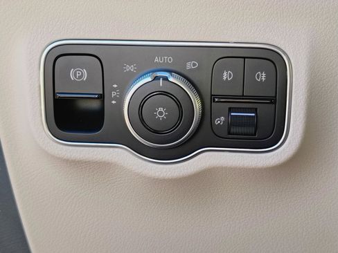 Certified 2026 Mercedes-Benz GLA 250 image 32