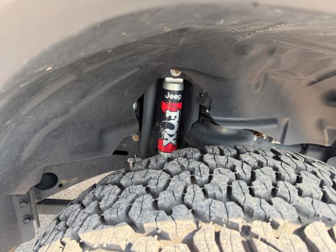 Used 2022 Jeep Gladiator Rubicon w/ Cold Weather Group image 6