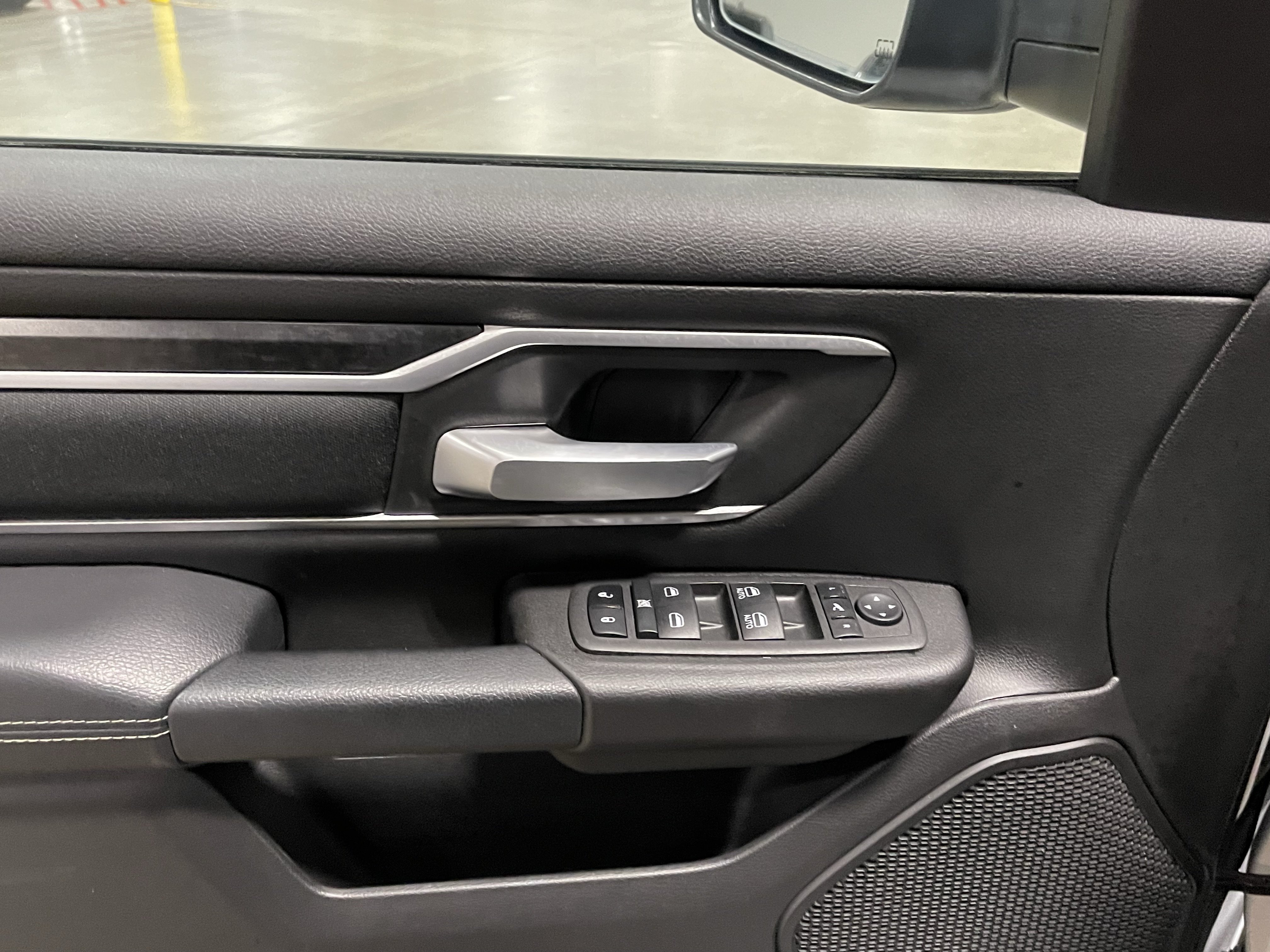 Used 2023 RAM 1500 Big Horn AWD/4WD image 18