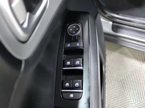 Used 2024 Kia Soul LX w/ Option Group 015 image 7