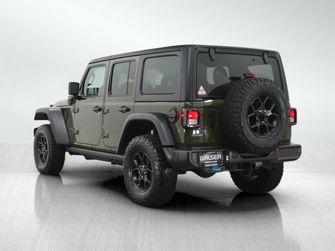 Used 2024 Jeep Wrangler Unlimited AWD/4WD image 3