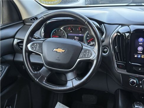 Used 2020 Chevrolet Traverse LT image 37