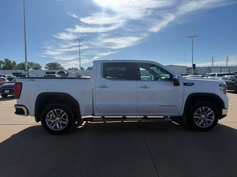 Used 2024 GMC Sierra 1500 SLT w/ SLT Premium Plus Package AWD/4WD image 2