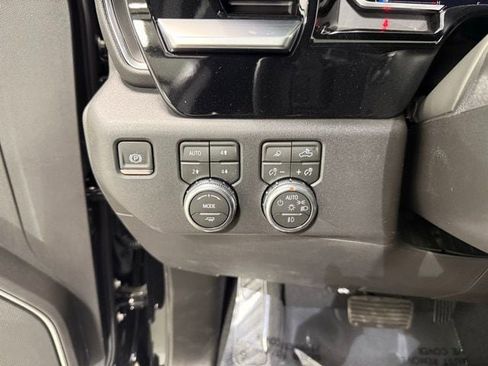 New 2026 GMC Sierra 1500 SLT w/ SLT Premium Package image 19