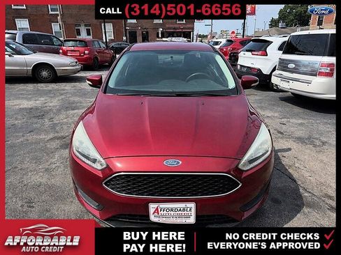 Used 2015 Ford Focus SE FWD image 8