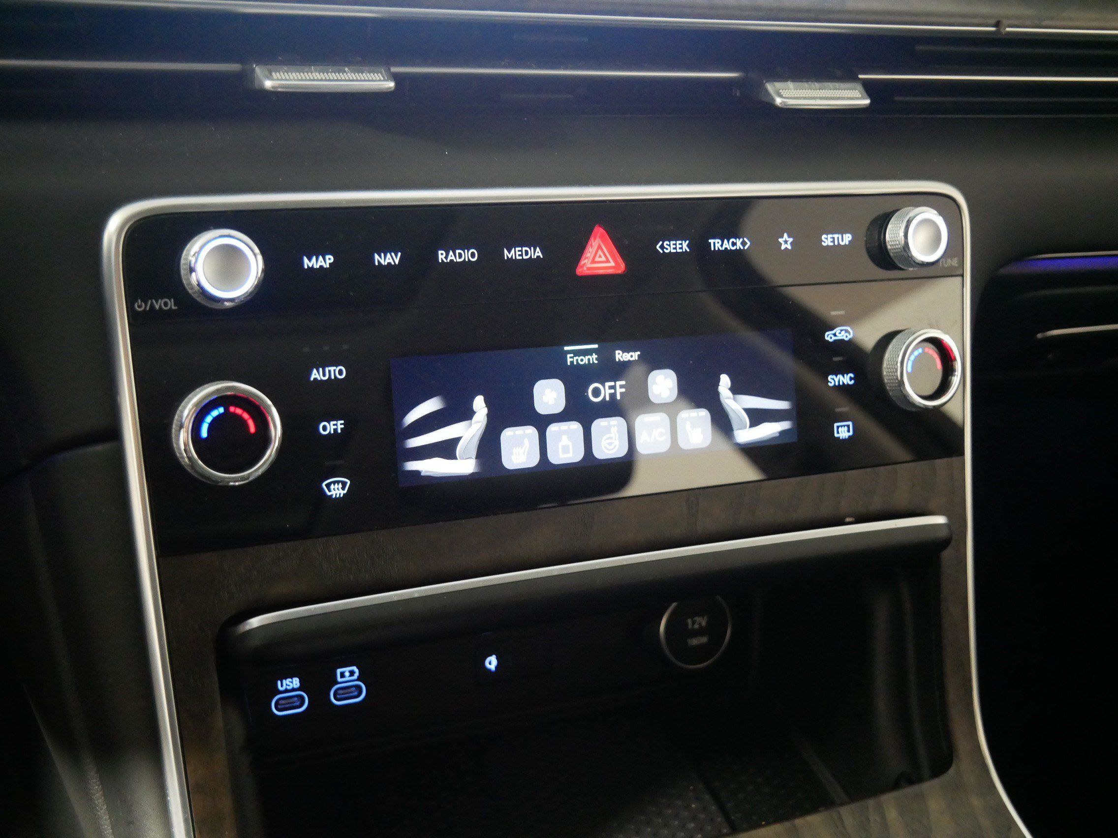 Used 2025 Genesis GV80 2.5T Select AWD/4WD image 23