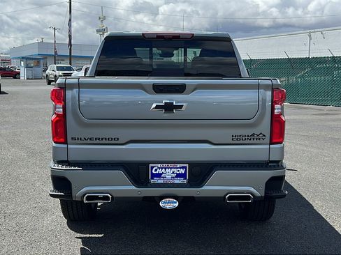 New 2026 Chevrolet Silverado 1500 High Country AWD/4WD image 6
