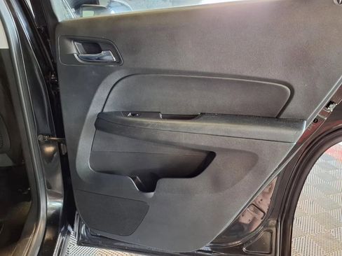 Used 2017 GMC Terrain SLE w/ Cargo Package image 9