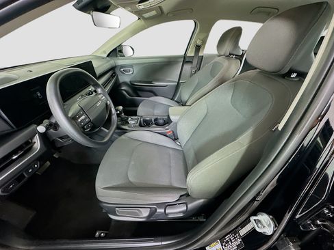 Used 2025 Kia K4 FWD image 13