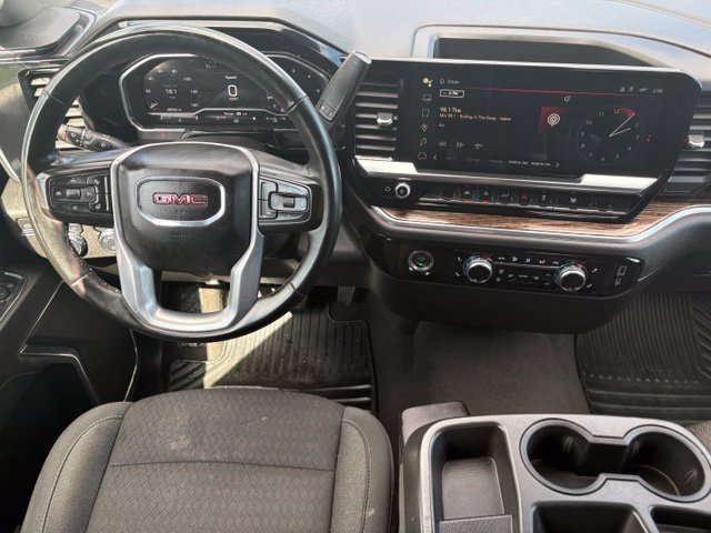 Used 2023 GMC Sierra 1500 SLE w/ Enhanced Capability Package AWD/4WD image 3