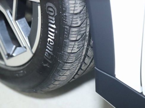 Used 2026 BMW X1 xDrive28i w/ Convenience Package image 39