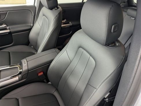 New 2026 Mercedes-Benz GLA 250 image 8