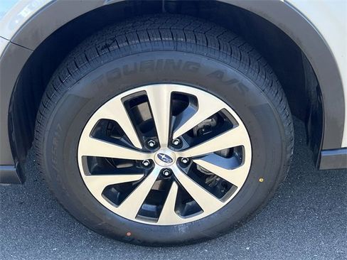 Certified 2022 Subaru Outback Premium image 36