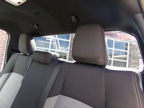 Used 2024 Toyota Tacoma TRD Sport AWD/4WD image 36