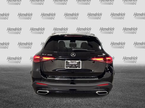 New 2026 Mercedes-Benz GLC 300 4MATIC image 3