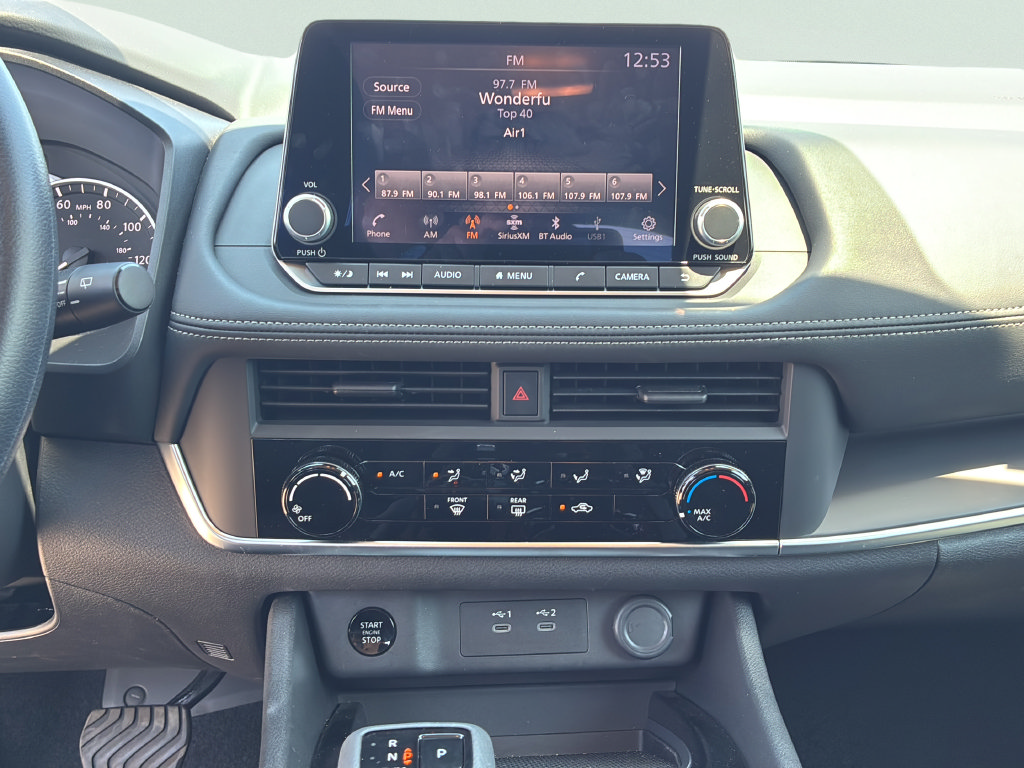 Used 2025 Nissan Rogue S FWD image 29