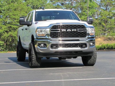 Used 2023 RAM 2500 Tradesman w/ Towing Technology Group AWD/4WD image 9