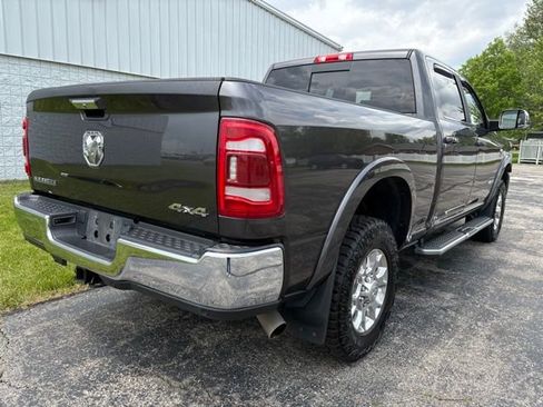 Used 2022 RAM 3500 Laramie w/ Chrome Appearance Group AWD/4WD image 15
