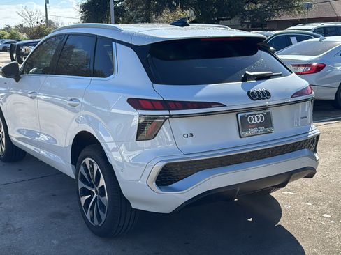 Used 2026 Audi Q3 quattro 2.0T image 5