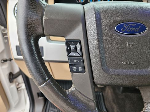 Used 2013 Ford F150 Lariat w/ Lariat Chrome Pkg AWD/4WD image 19