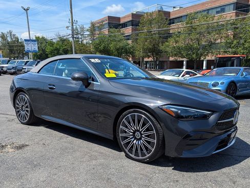 Used 2026 Mercedes-Benz CLE 450 4MATIC Cabriolet image 5