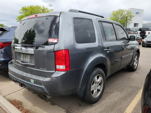 Used 2010 Honda Pilot EX-L image 4