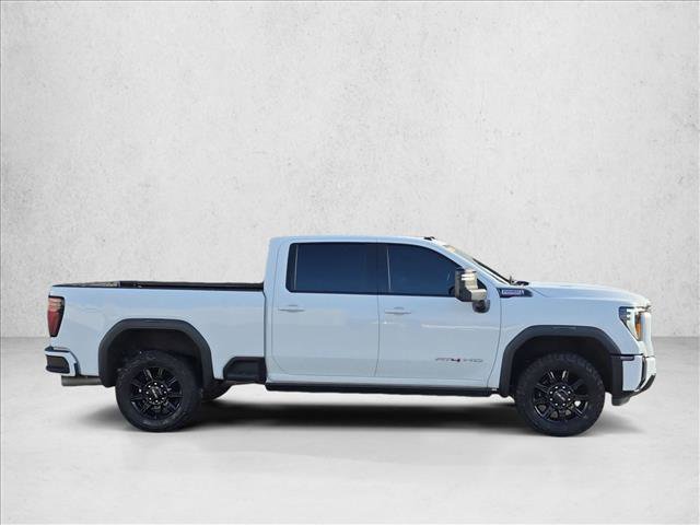 Used 2024 GMC Sierra 3500 AT4 w/ AT4 Premium Plus Package AWD/4WD image 5
