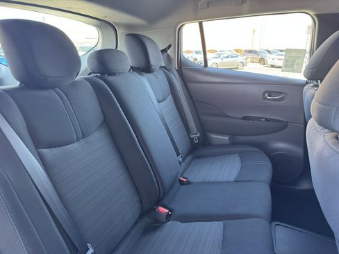 Used 2022 Nissan Leaf SV image 37