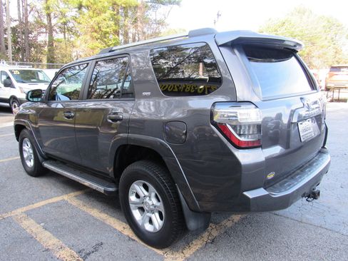 Used 2019 Toyota 4Runner SR5 RWD image 5