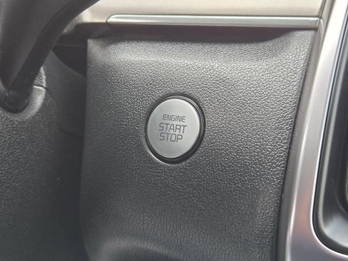 Used 2023 Kia Sorento EX FWD image 13