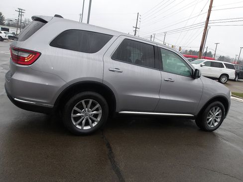 Used 2017 Dodge Durango SXT w/ 3rd Row Seating Group image 8