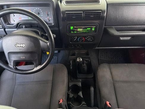 Used 2006 Jeep Wrangler X AWD/4WD image 14