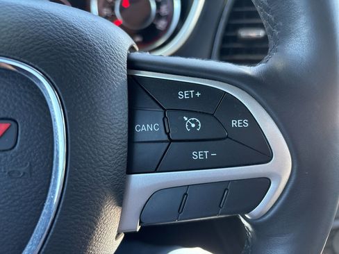 Used 2015 Dodge Challenger R/T Plus image 19