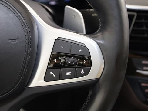 Used 2023 BMW M550i xDrive image 45